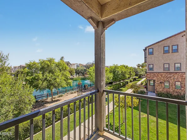 1698 E BRIDGEPORT Parkway, Gilbert, AZ 85295
