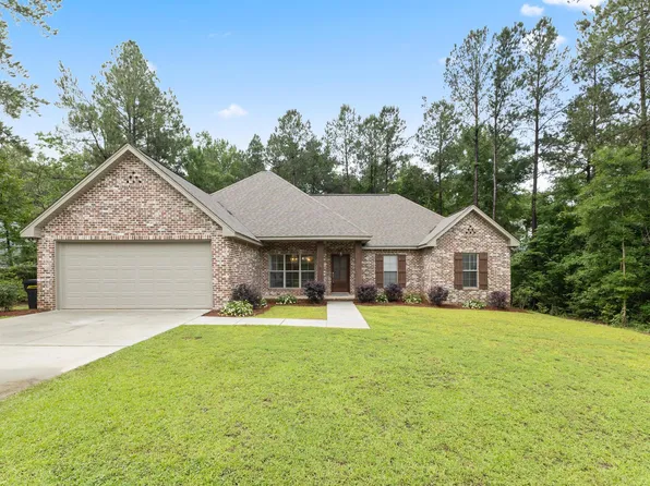27 Southfork Dr, Petal, MS 39465