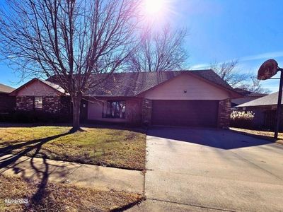 2512 N Briar Ridge Rd, Ponca City, OK, 74604