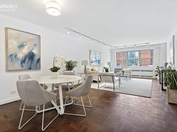 300 East 71st Street 7O image 1 of 12