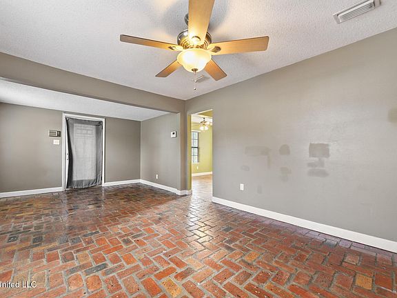 5th image of 1705 14th St