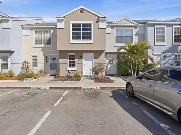 6600 121st Ave APT 3, Largo, FL 33773