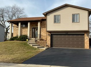 118 Pheasant Rd, Matteson, IL 60443