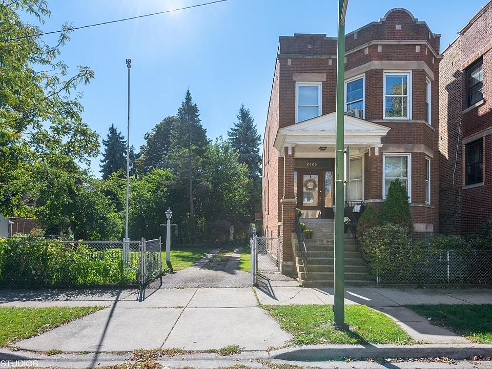 1st image of 2323-2325 W Superior St