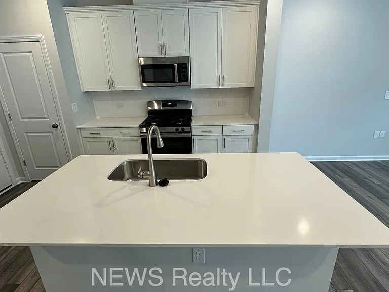 187 Peebles Dr — Photo 25