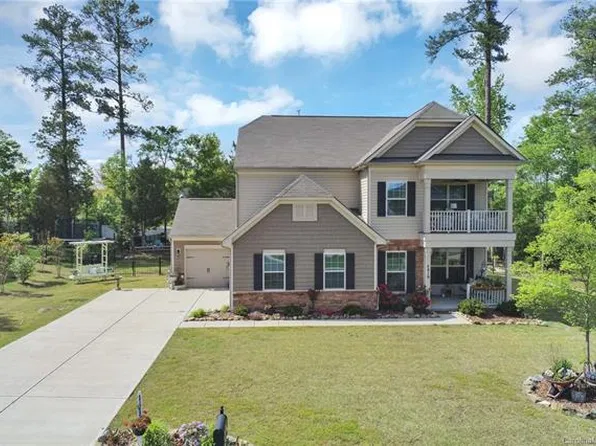 4819 Summerside Dr, Clover, SC 29710