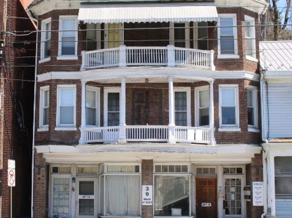 39 Main St APT E
