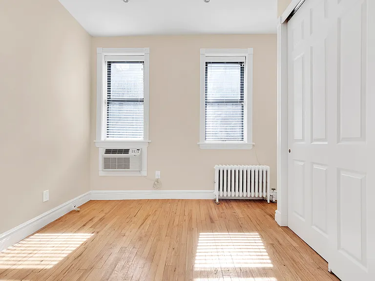 404 E 88th St #4G — Photo 4