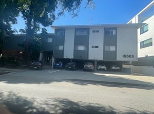 Moorpark 15000, Sherman Oaks, CA 91403