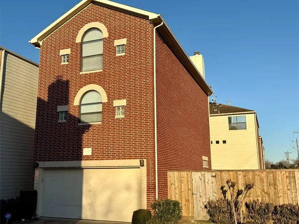 9833 Sandra Ann Ct, Houston, TX 77025