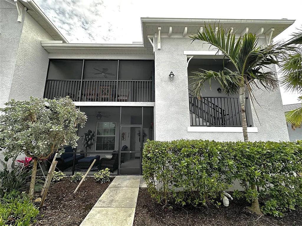 2 bed, 2.0 bath, 1596 sqft, $6,500 — Photo 2