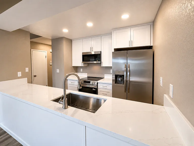 1565 Buttercup Ct — Photo 12