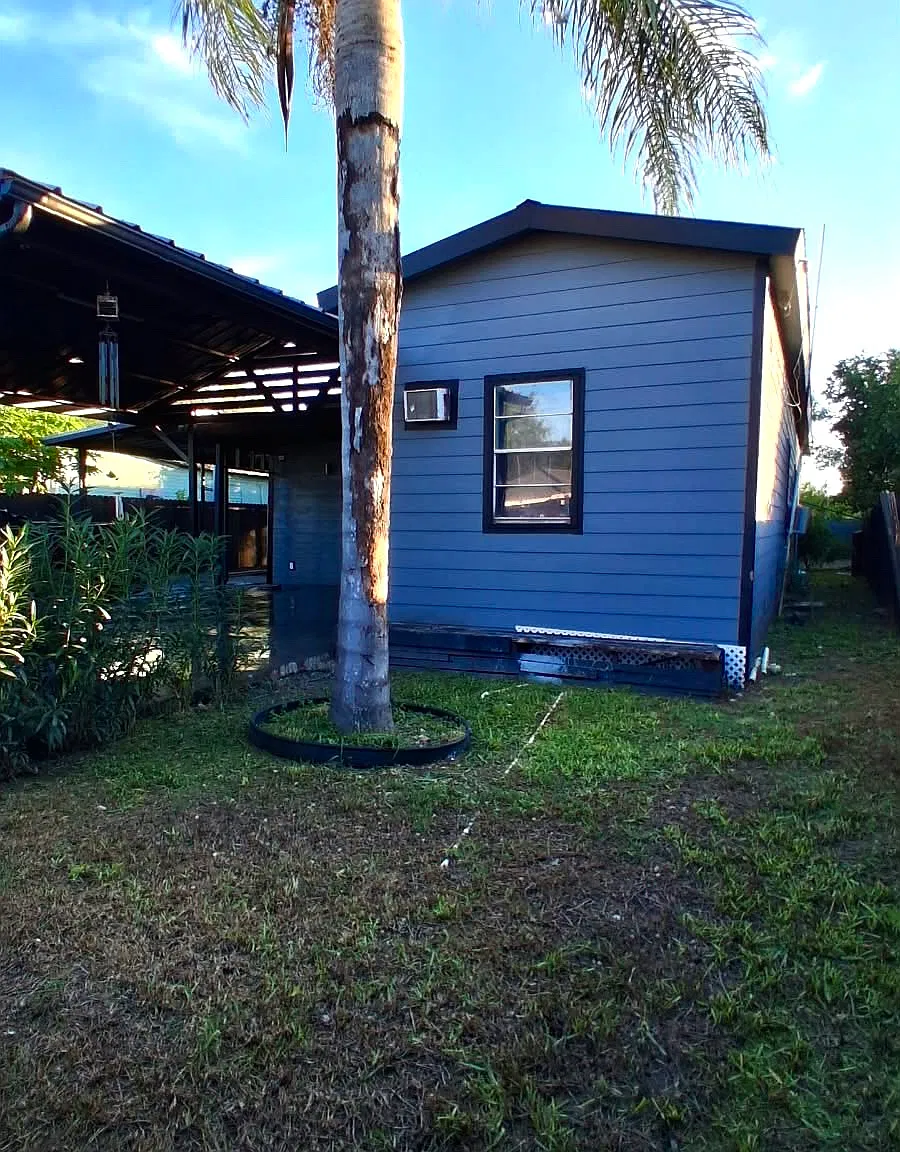 3 bed, 1.5 bath, 580 sqft, $1,200 — Photo 3