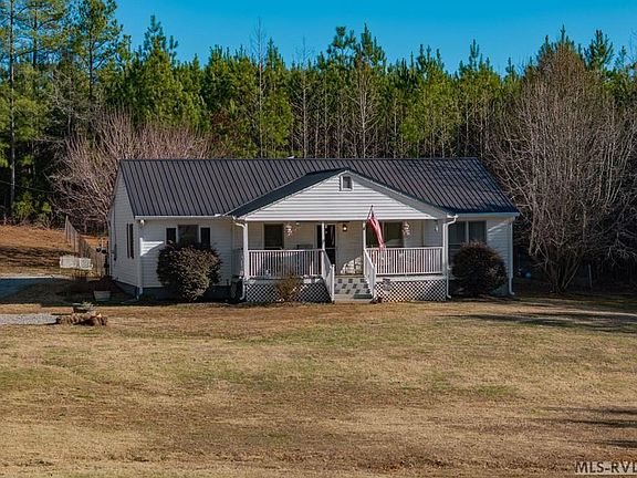 2nd image of 3874 Country Club Rd