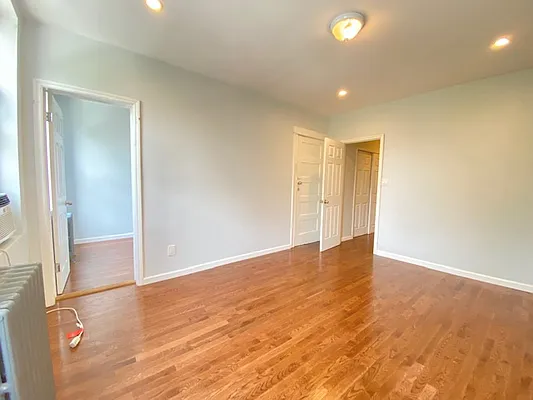 Rented by The InHouse Group | media 8