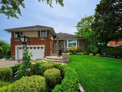 613 Gary Place, Westbury, NY, 11590