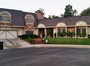 16230 Quemada Rd, Encino, CA 91436