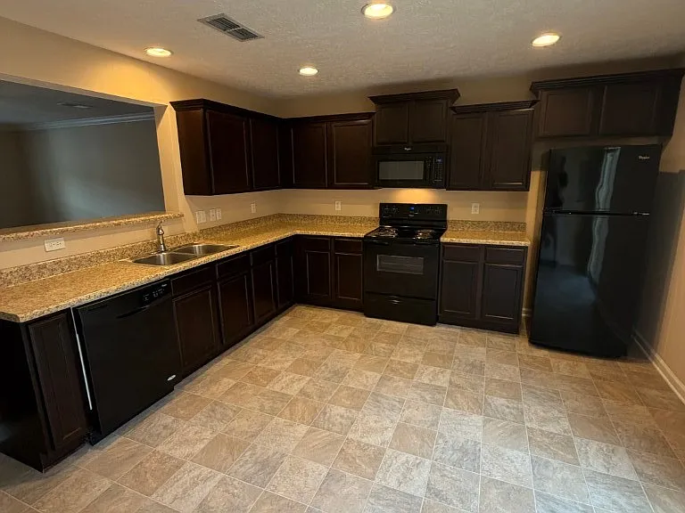 4126 Unbridled Dr — Photo 5