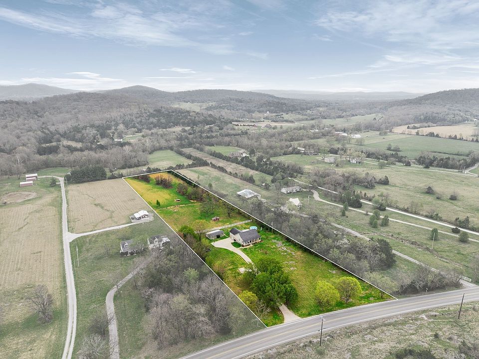 1st image of 15541 Cainsville Rd