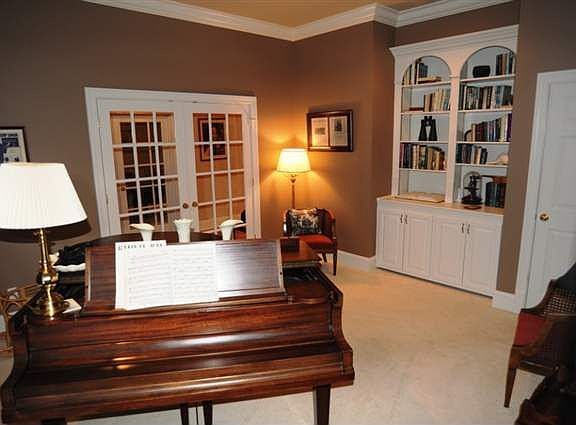 3rd image of 141 Triple Crown Ct