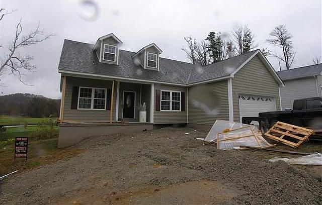 1st image of 1 Heatherwood Ln