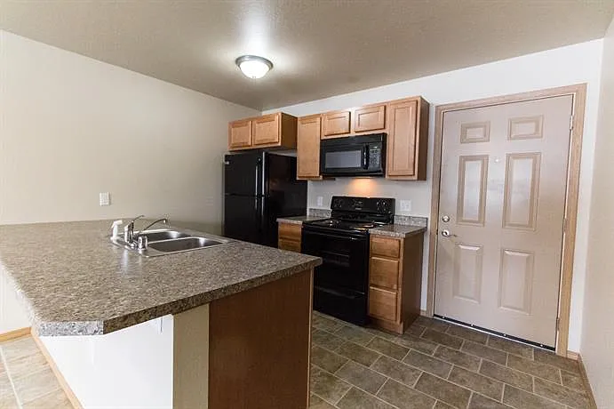 Tyson Vance Apartments — Photo 13