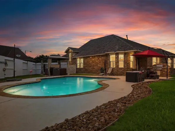 2861 Milano Ln, League City, TX 77573