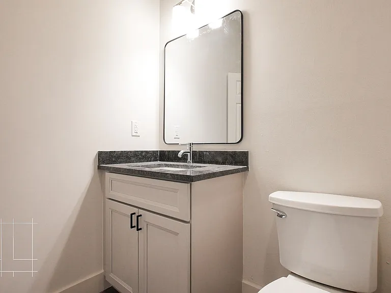 880 Hamlet St. — Photo 12