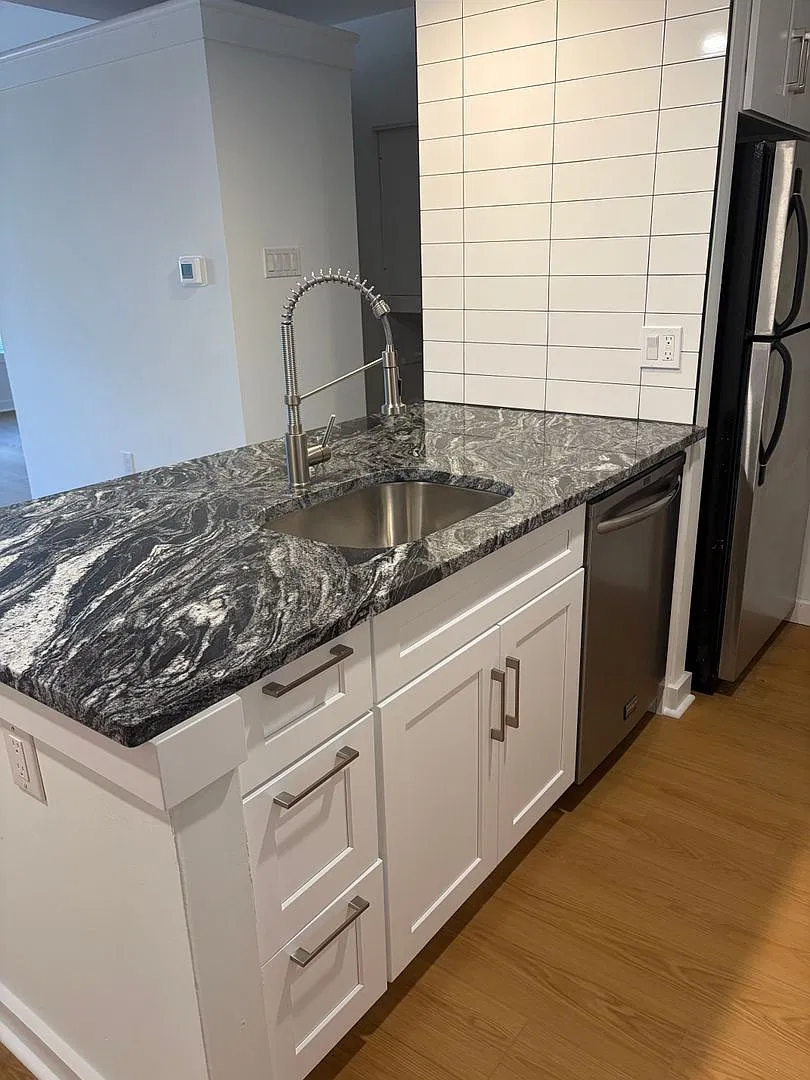 Welcome to Urban Elegance in the Heart of Historic Old City, Philadelphia — Photo 4