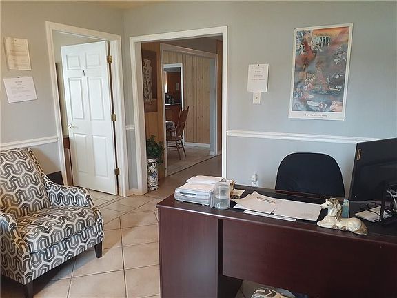 2nd image of 3081 Elmwood Park Dr