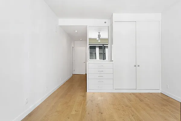 Rented by Compass | media 26