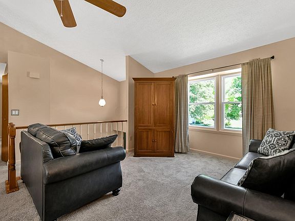 5th image of 6943 Groveton Way