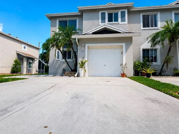 1428 SW 47th Ave, Deerfield Beach, FL 33442