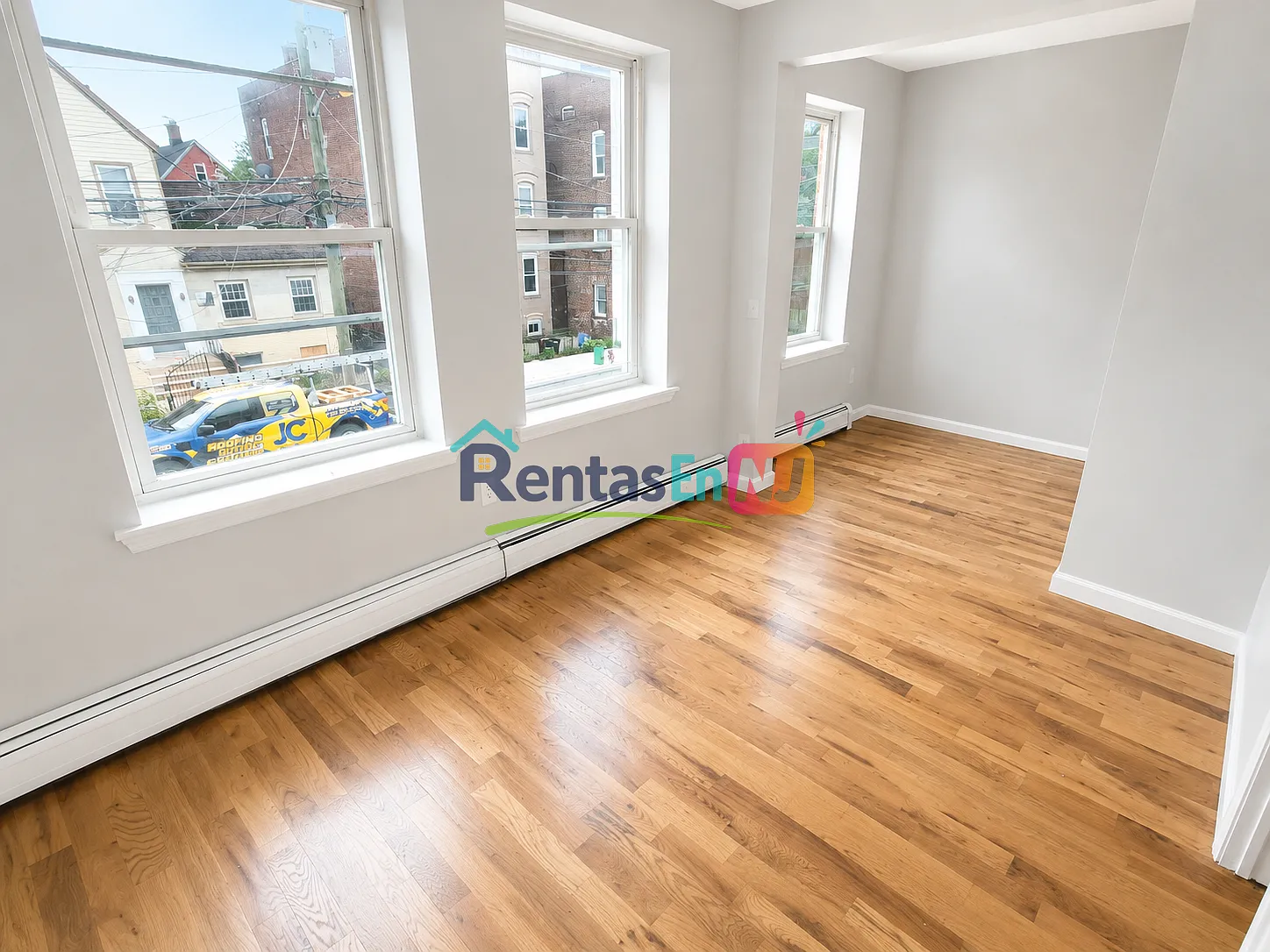 3 bed, $2,350 — Photo 2
