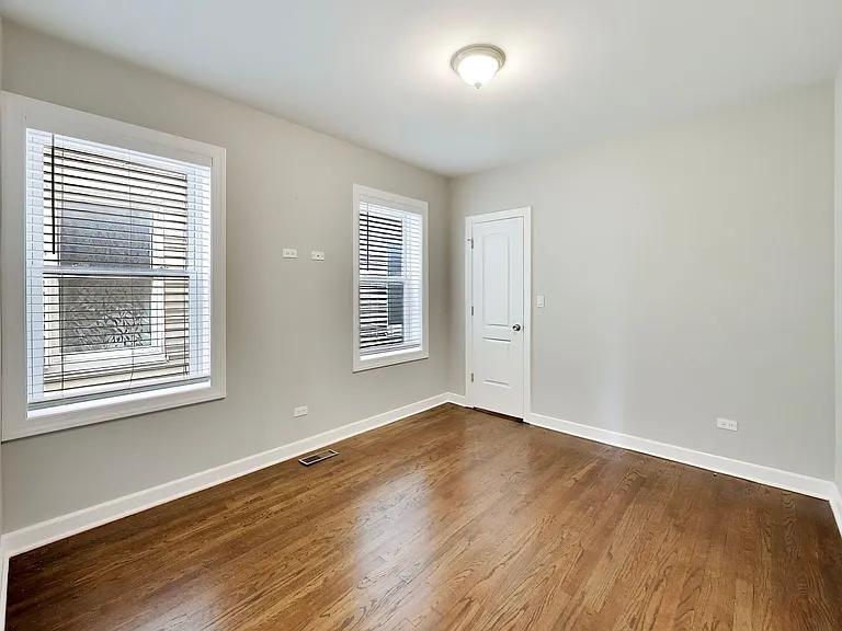 3313 N Kenneth Ave #1 — Photo 7