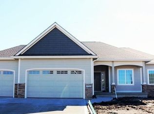 1701 NW Pine View Cir, Ankeny, IA 50023