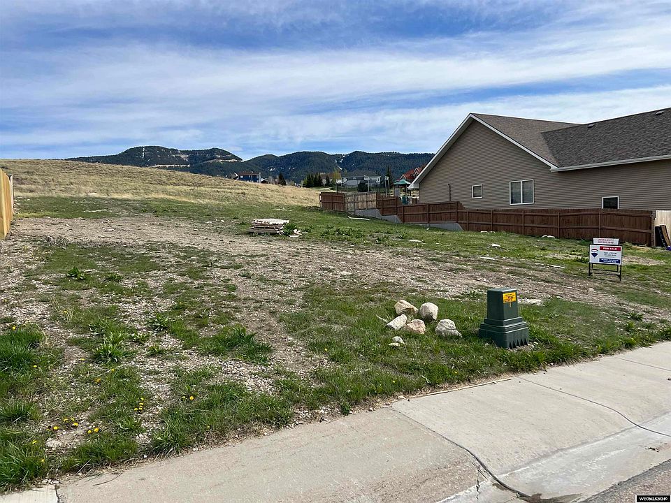 2nd image of 1121 Goodstein Dr
