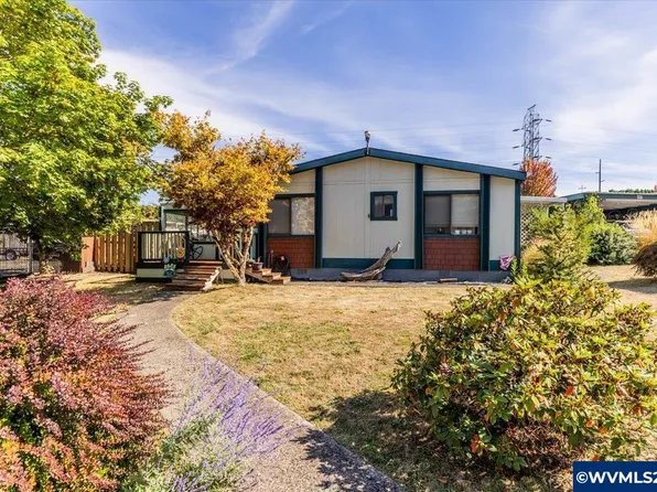 1602 NE Riverside Dr Unit 32, McMinnville, OR 97128