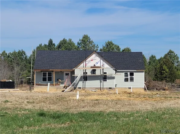 9965 Cedar Ln, Disputanta, VA 23842