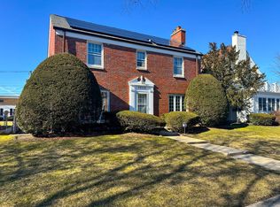 1043 N Marion St, Oak Park, IL 60302