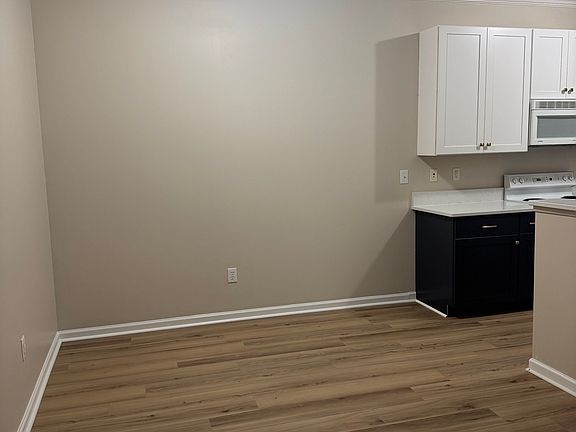4th image of 301 N Knollwood Dr Suite 7103