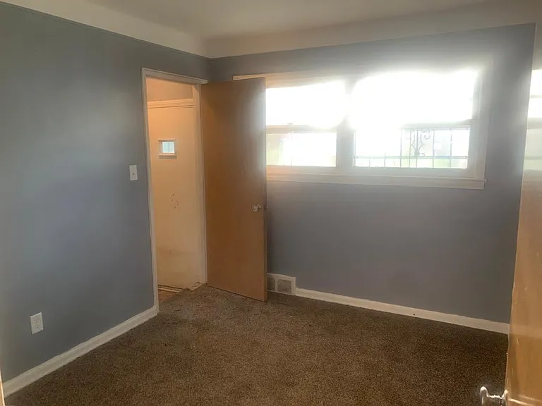9581 Stout St — Photo 6