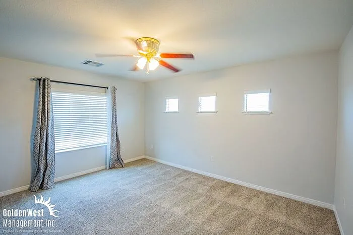 11042 Gammila Dr — Photo 10