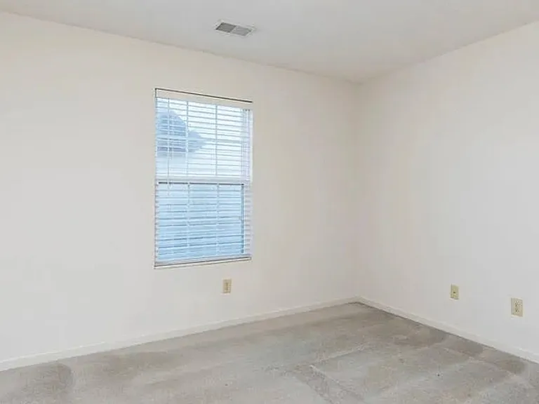 2080 Call Dr — Photo 9