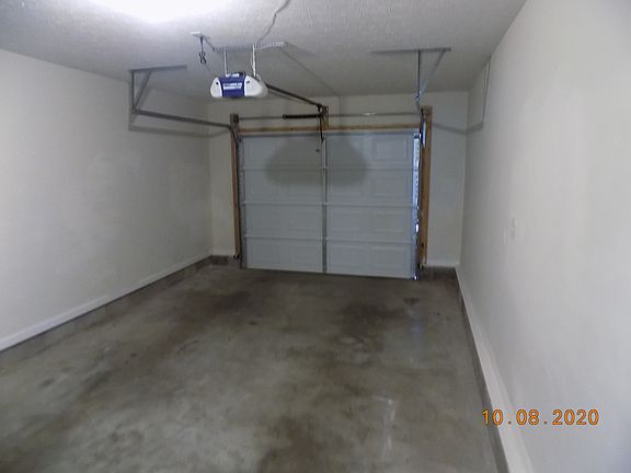 5th image of 100 Solid Rock Ct APT A