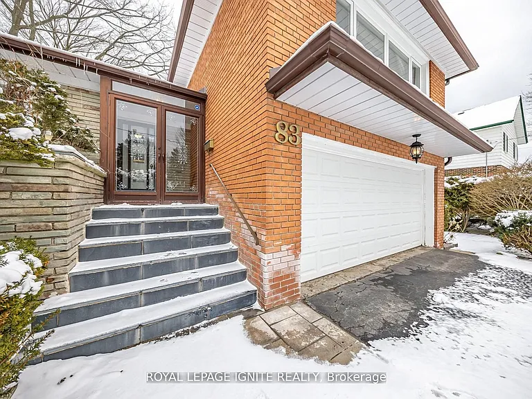 83 Deep Dene Dr #MAIN — Photo 5