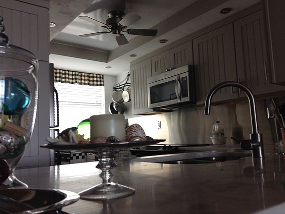 3rd image of 10600 S Ocean Dr APT 907