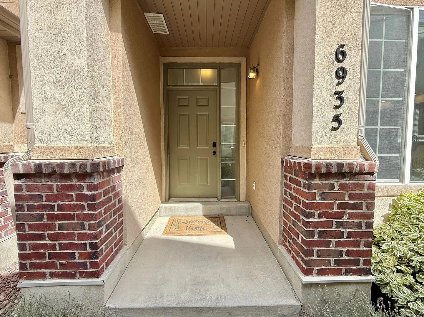 3-Bed, 2.5-Bath Townhome | Garage + Fenced Yard + Pool, Gym & Playground | West Jordan — Photo 3