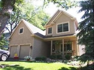 4829 Montgomery Ave, Downers Grove, IL 60515