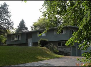 1085 Highland Dr, Twin Lakes, WI 53181